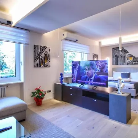 Cdr Luxury Lägenhet *